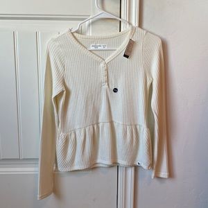 Cream, waffle long sleeve, half button up Abercrombie long sleeve